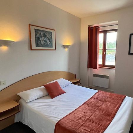 Hotel Tgv Quimper Luaran gambar