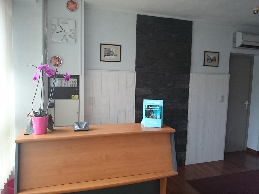 Hotel Tgv Quimper Luaran gambar