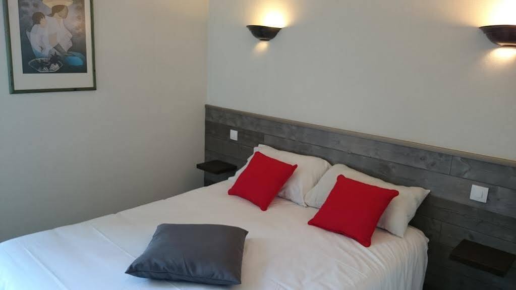Hotel Tgv Quimper Luaran gambar